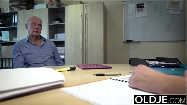 Teen open mouth cumshot and swallow after riding old man cock