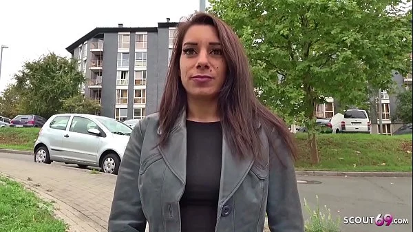 GERMAN SCOUT - TEENY BONNIE BEI SPONTAN CASTING GEFICKT