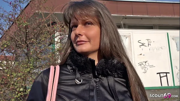 GERMAN SCOUT - ANAL SEX fur Teen Victoria bei echten Casting