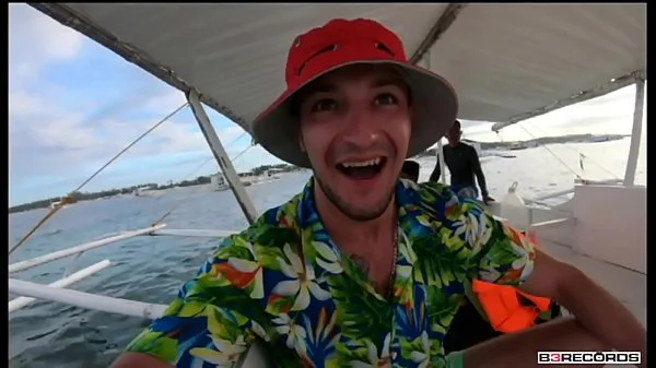 b. come and fuck my pussy