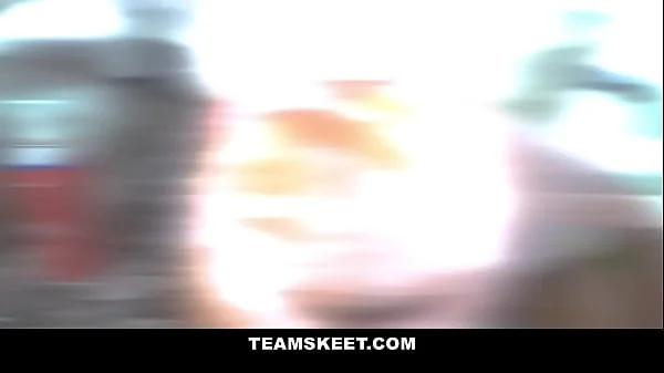 Busty booty teen fucked