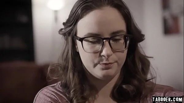 Jay Taylor has phobia against sex and body contact and seeks help from her therapist Angela White which has a very unorthodox way of curing Jay Taylor