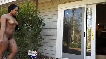 Diamond Monroe Loud Ass Farts