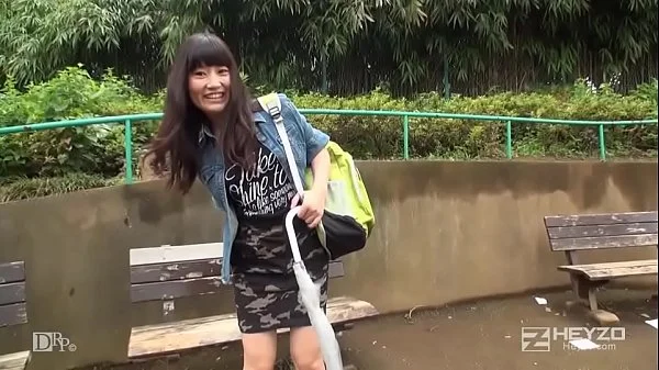 一人旅の女子大生をナンパしてみた - 愛音りりこ 2