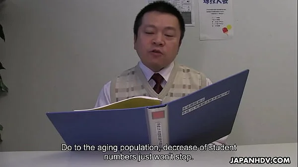 Japanese student, Sayaka Aishiro gives blowjobs to her professor, uncensored