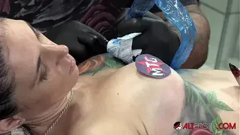 Marie Bossette Plays With Dildo While Getting More Ink