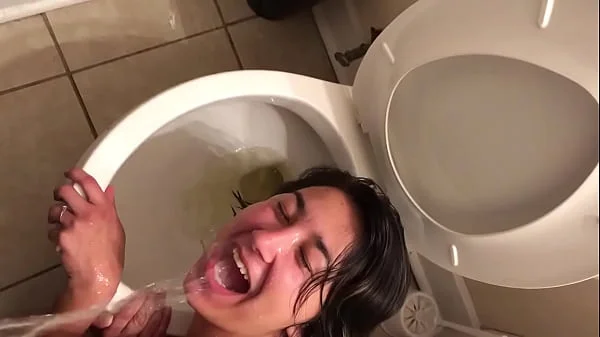 Toilet Whore Bailey Wilder