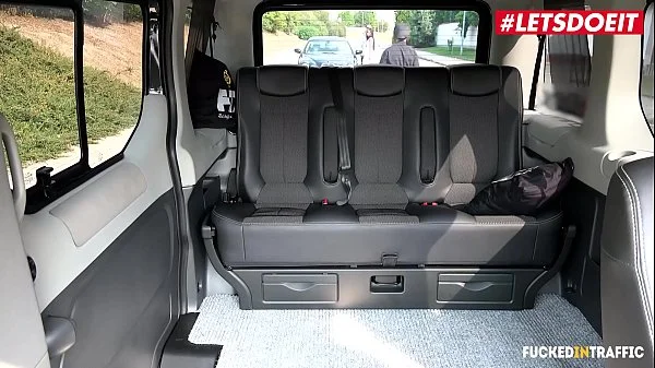 VIP SEX VAULT - Hot ASIAN Petite Babe Killa Raketa Shows Deepthroat Skills In Taxi