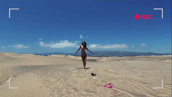 PISS PISS TRAVEL - Funy in micro bikini girl public pissing in Maspalomas dunes Canarias