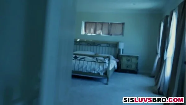 Stepbrother pranks & fucks his snoozing step sister - family taboo sex