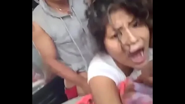 Le gusta por el culo.