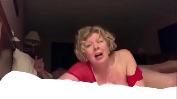 Old couple gets down on it