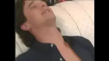 Kitten Natividad Couch