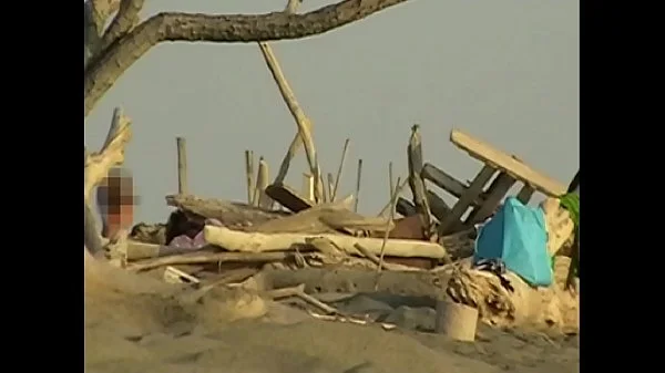 Girlfriend sucks my cock on the public beach in front of many strangers - MissCreamy