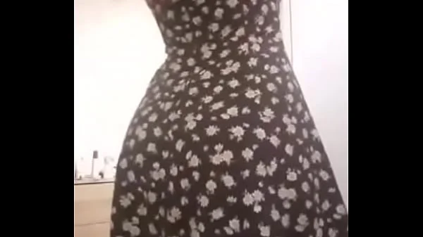 Pale redhead has an arse for breeding