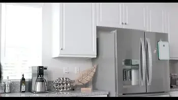 Stepsister helps handjob