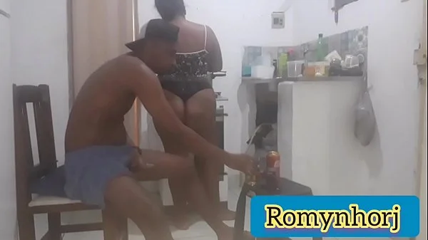 NA CASA DA MINHA NAMORADA ELA FAZENDO O JANTAR EU QUERENDO COMER A SOBREMESA PRIMEIRO, FUI PARAR NA CAMA DELA EM SEGUIDA /VIDEO COMPLETO NO RED/ BASTIDORES DO ROMYNHORJ
