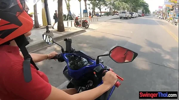 Amateur Thai teen having fun with her two week millionaire boyfriend