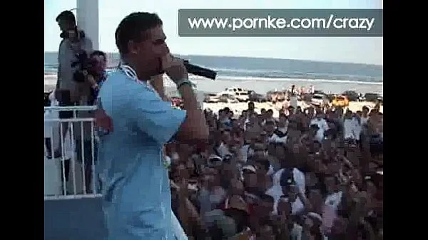 Crazy Spanish Lady Screams For