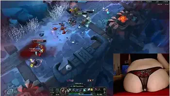 Gamer Girl In Giving The Vibrating Buttplug Another Chance League Of Legends #15 Luna