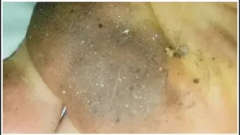 Lucys Dirty Feet Little Bonus)