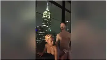 Fitness Model Gets Her Big Ass Fucked On Nyc Rooftop (public!)