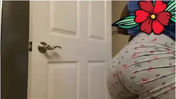 Chockclit Twerks Her Nice Fat Ass In A Wedgie-chockclit Nastii
