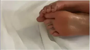 Black Girls Shows Off Her Oily Feet While She Gets Fucked