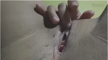 18+ Rub Beautiful Pussy (vinideohan Pa Ni Tropa Habang Nagfifinger)