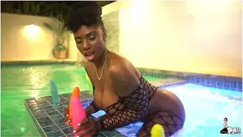 Dukes Dollz: Urban X Night In La With Queen Rogue, Lyric Sky, Ava Valentina And Sarah Lace