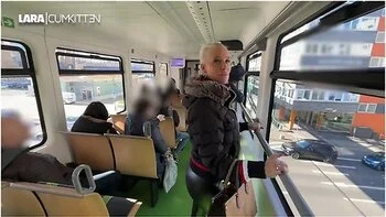 Lara Cumkitten - Fickdate Public In Der Schwebebahn Klar Gemacht Fur Nen Facial Nehm Ich Jeden Mit Nach Hause