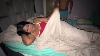Stepbrother Sneaks Into Stepsister's Bed For Hot Late Night Creampie Sex