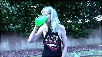 Jamie Foster Wetting In The Wind