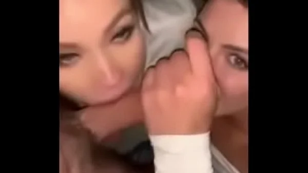 Adriana chechik & Megan rain