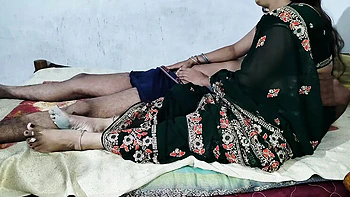 Desi Bhabhi Hot Sex Video - Fingering, Orgasm, Indian Aunty Fucking