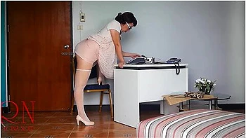 I Am Your Sexretary. Do You Wanna Be My Boss?