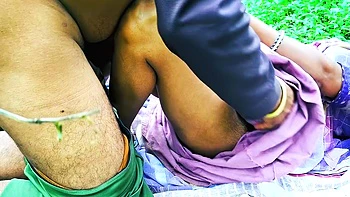 Desi Village Desi Bhabhi Ki Jangal Me Thukai With Village Bhabhi