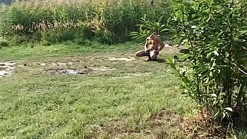 Gloria Gucci & Silvy Taylor Outdoor Sex - Big Dick Makes Wet Pussy Moan for Deeper Fucking at Lake