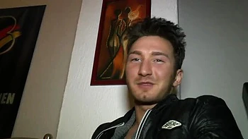 Curvy MILF Pussy Licked and Hard Fucked in HD