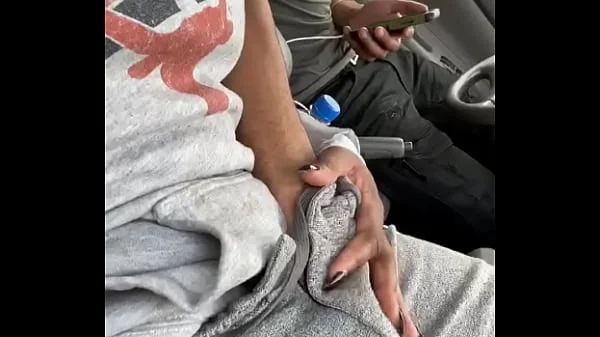 Young Slut Finger Fucked In Car