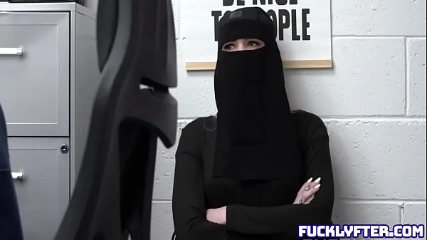 xxx shoplyfter videos