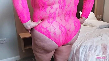 Homemade BBW Wife Shows Off Big Natural Tits & Ass in Lingerie
