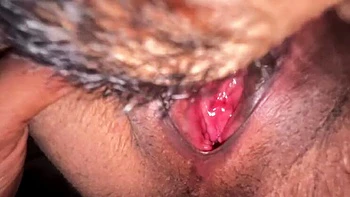 Indian virgin girl first time pussy licking by boyfriend - Naina's hot desi sex