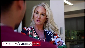 Milf Alexis Malone Has Pool Guy Do Work On Her Wet Pussy