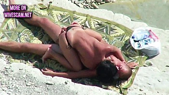 Kama Sutra On The Beach Riding - Stepmommy