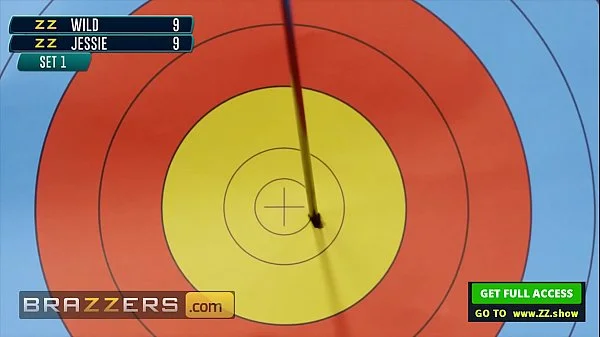 Big Tits (Sarah Jessie) Getting Her Pussy Ripped By (Zac Wild) - Brazzers