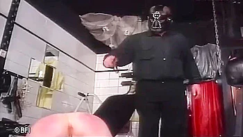 xxx strap on lesbian videos