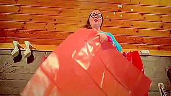 A Very Normal Day In Berlin Using Her Property 12 Min