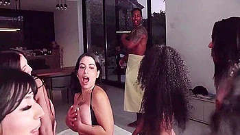 10 Pivones Se Follan A Jesus Reyes Al Mismo Tiempo, Les Encanta Ese Pollon Cubano 18 Min