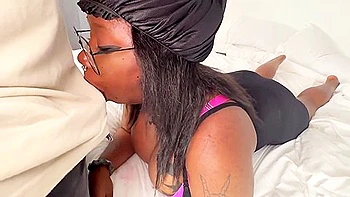 Busty Ebony Titfuck (1080p)